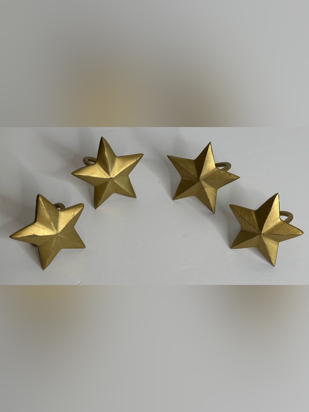 NAPKIN STAR RINGS (GOLD TONE)